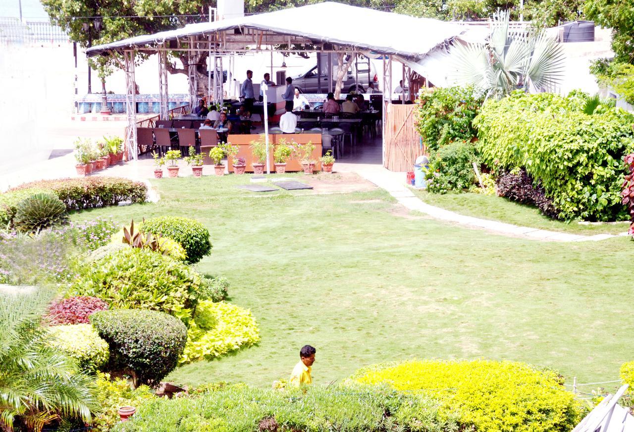 Hotel Apaar Diu Habitación foto
